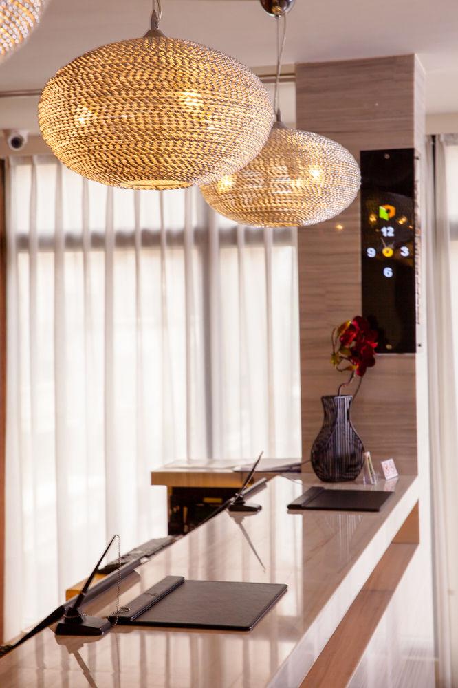 Hotel Cube Tajcshung Kültér fotó