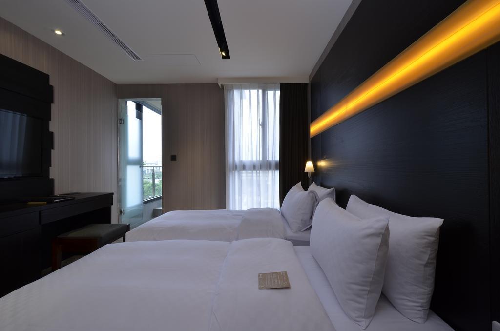 Hotel Cube Tajcshung Kültér fotó