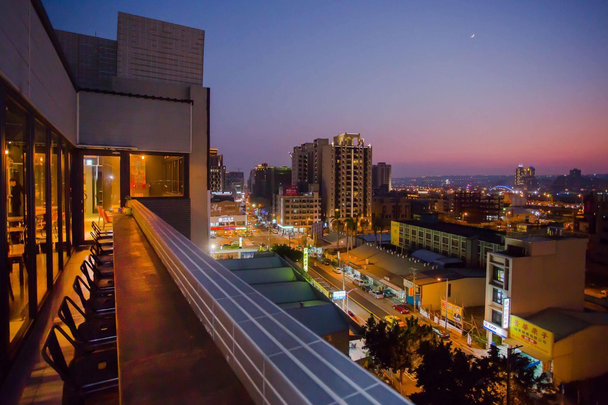 Hotel Cube Tajcshung Kültér fotó